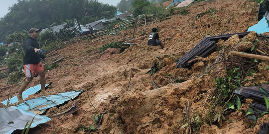 Pemkab Natuna Tetapkan Tanggap Darurat Bencana Longsor | Merdeka.com