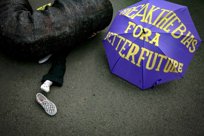 aksi peringatan hari perempuan internasional