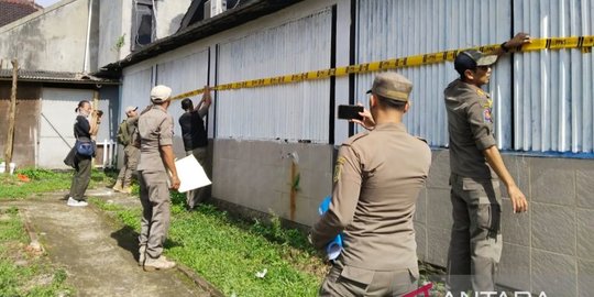 Satpol PP Segel Tempat Karaoke di Puncak: Belum Kantongi Izin Operasional