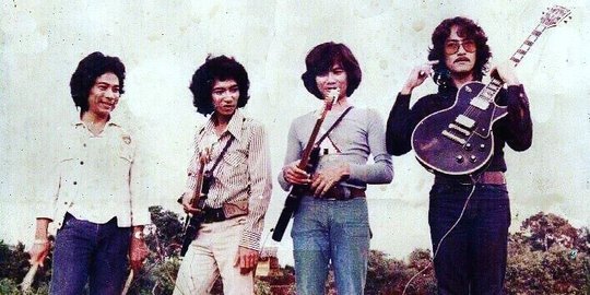 10 Potret Jadul Koes Plus saat Masih Eksis, Sempat jadi 'Rajanya' Band di Indonesia