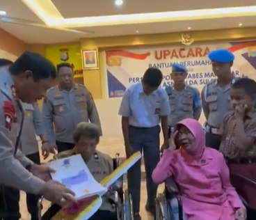 suami istri polisi tak berdaya kena stroke tinggal di rumah kumuh kisahnya banjir air mata