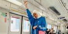 Momen Keseruan Olla Ramlan di Singapura, Punya Nyali Naik Wahana di Universal Studios