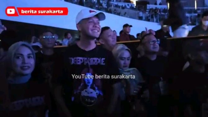 ganjar pranowo menonton langsung konser deep purple