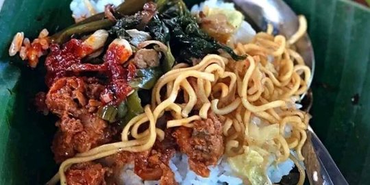 Mencicipi Nasi Ponggol, Kuliner Khas Tegal Cikal Bakal Warteg Se-Indonesia