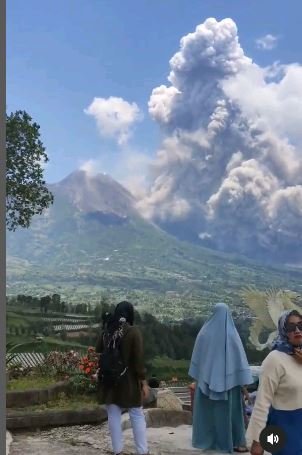 erupsi gunung merapi maret 2023