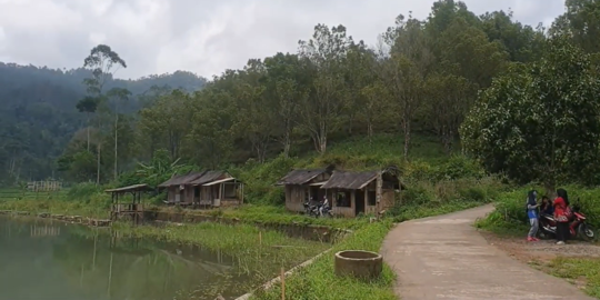 Teduhnya Situ Ranca Hideung Garut, Dikelilingi Bukit dan Jadi Tempat Menyepi Gubernur