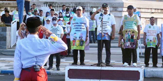 Ribuan Pelajar SD Pawai Keliling Kota Kampanyekan Pasuruan Kota Resik & Tertib