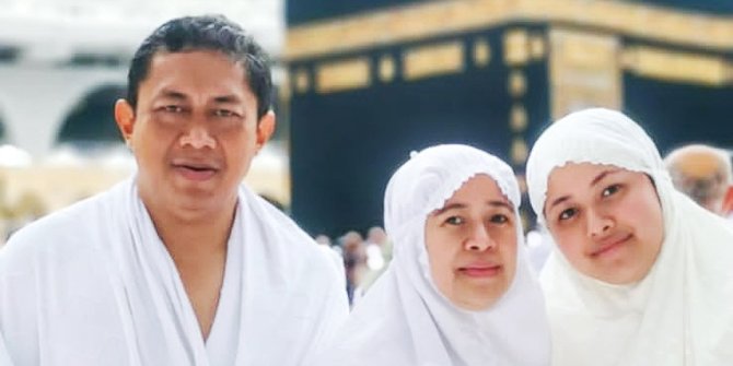 Potret Puan Maharani dan Suami Sempatkan Umroh Usai Kunker di Turki