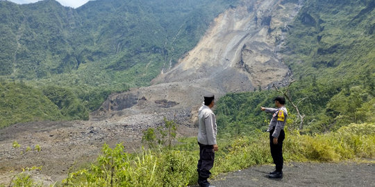 Longsor di Gunung Galunggung, Wisatawan Diimbau Tidak ke Bibir Kawah