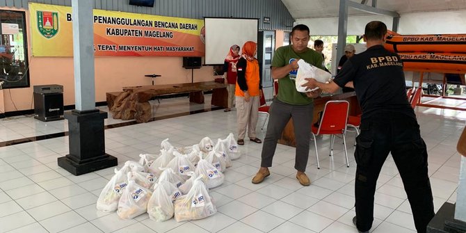 Tanggap Bencana Erupsi Gunung Merapi, BRI Salurkan Bantuan Bagi Warga Terdampak