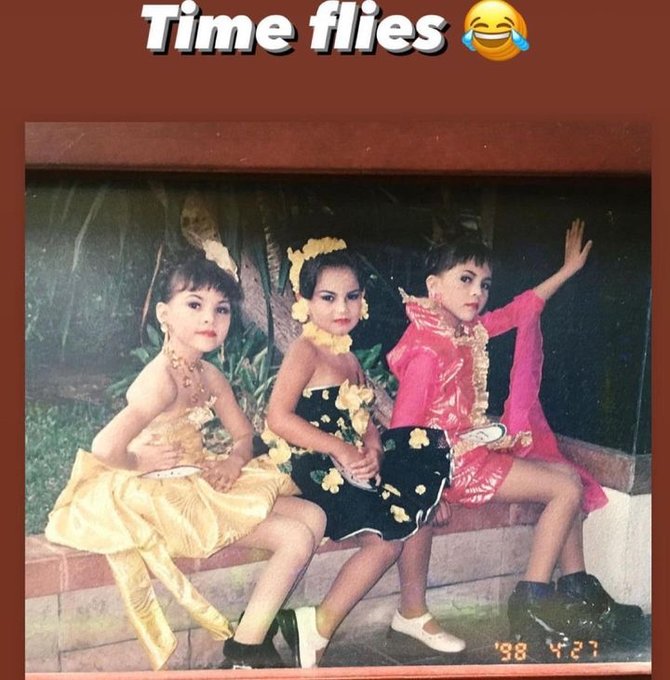 foto lawas irish bella dan olivia jensen