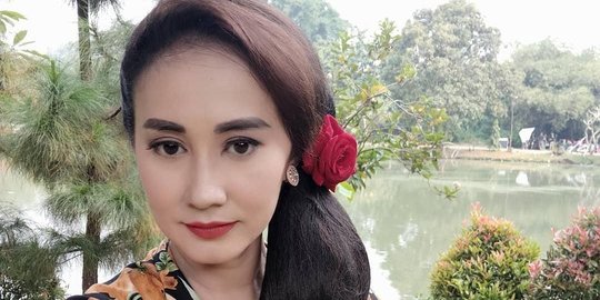 Ingat Lilis Suganda Pemain Angling Dharma? Ini Potret Terbarunya Cantik & Awet Muda