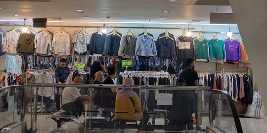 Ternyata Ini Alasan Baju Thrifting Banyak Digandrungi Masyarakat