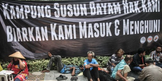 Warga Korban Penggusuran JIS Minta Bantuan Jokowi