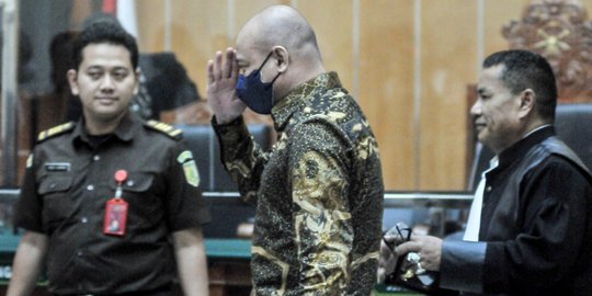 Emosi Jenderal Bintang Dua Terpancing saat Ditanya Tidur Bareng Anita Cepu