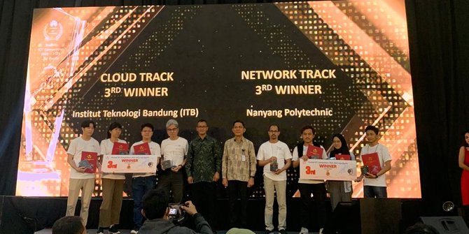 ITB Bawa Pulang Tiga Piala Huawei ICT Competition Asia Pacific