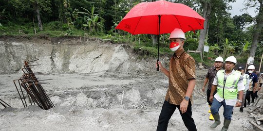 Gerak Cepat Ganjar Perbaiki Jalan Ambarawa-Bandungan Demi Hidupkan Wisata