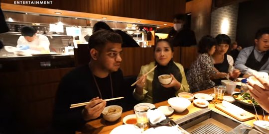 Nagita Slavina Ajak Keanu dan Fadil Makan di Jepang, Harga Dagingnya Bikin Melongo