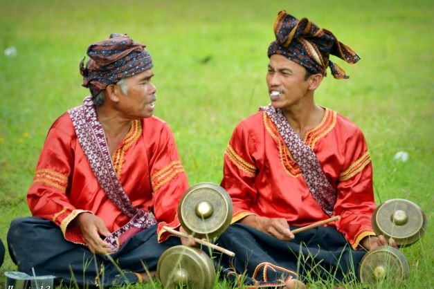 alat musik talempong khas minangkabau