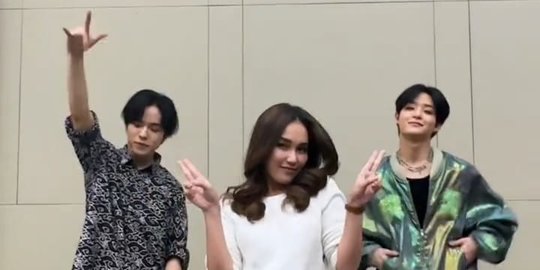 Ayu Ting Ting TikTok Challenge Bareng Member Treasure, Netizen Langsung Heboh