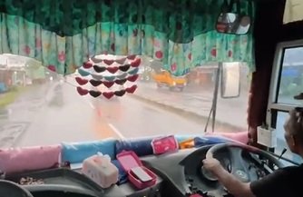 bus rute perjalanan terpanjang di indonesia