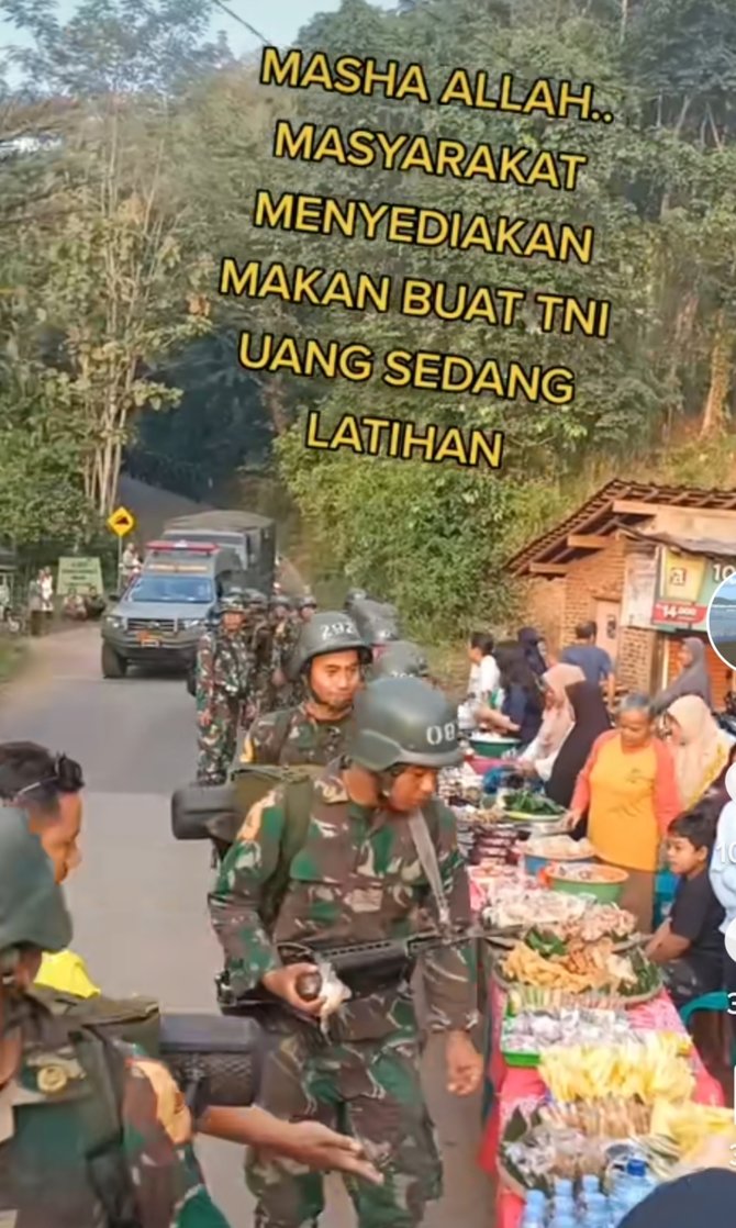 beri makanan gratis buat tni yang sedang latihan aksi para warga ini viral