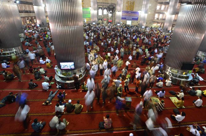 sholat jumat pertama bulan ramdhan