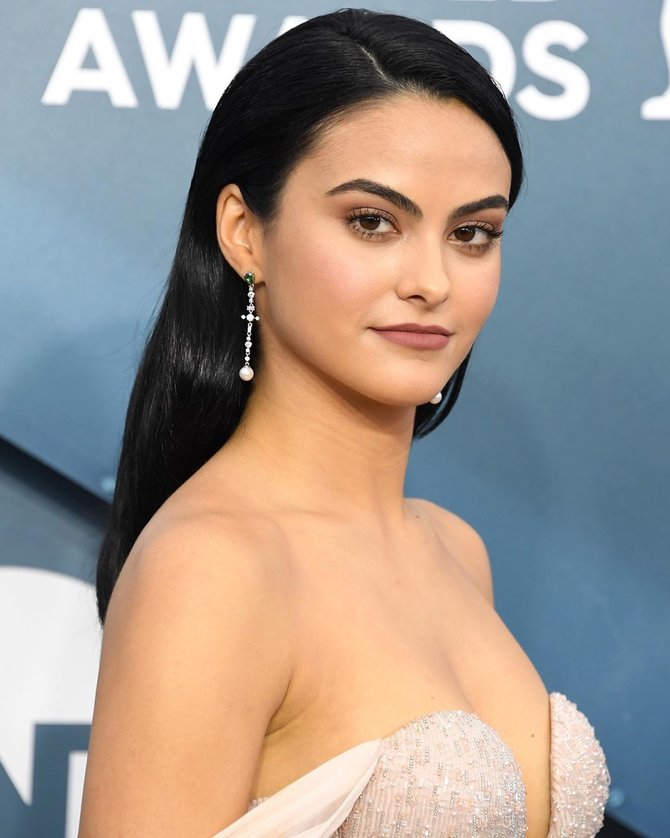 camila mendes