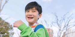 7 Potret Ganteng Rafathar Liburan di Jepang, Wajahnya Ramai Disebut Mirip Jaehyun NCT