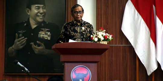 Mahfud MD Minta Semua Pihak Tiru Megawati Taat Konstitusi