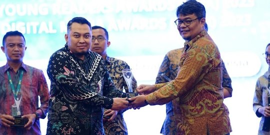 Majalah INTRA Kemendag Raih Silver in House Magazine Award