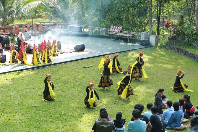 sendratari meras gandrung banyuwangi pikat wisatawan