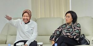 Penuh Tantangan, Begini Cerita Seru dari Menteri Risma Bikin Sri Mulyani Salut