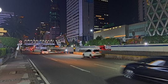 Hari Pertama Puasa, Sejumlah Ruas Jalan di Jakarta Sepi