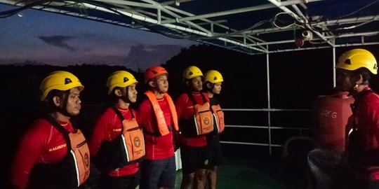 Naik KM Tidar Rute Balikpapan-Parepare, Wanita Lompat ke Laut Selat Makassar