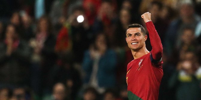 Aksi Ronaldo Bawa Portugal Pesta Gol dan Cetak Rekor Baru