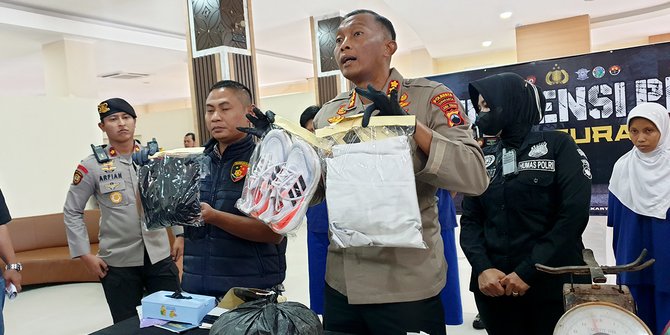 Pengedar Tembakau Sintetis di Bekasi Ditangkap, Petugas Sita Bukti Senilai Rp1 Miliar