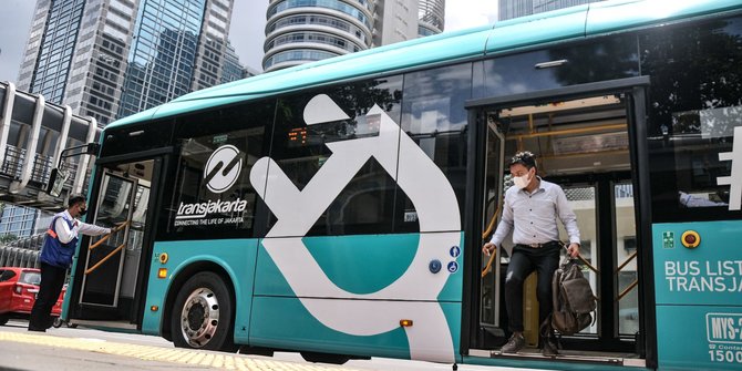 TransJakarta Operasikan Kembali Sembilan Halte Terdampak Proyek LRT