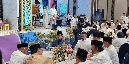 Hadiri Acara NasDem, Ketua Golkar Airlangga Bahas Politik Ekonomi dengan JK