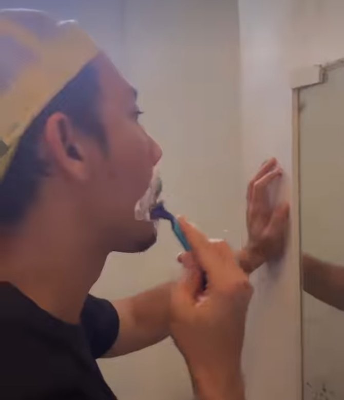 4 potret penampilan terbaru denny sumargo tanpa kumis disebut mirip oppa korea