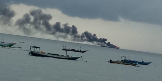 Kebakaran Kapal MT Christin di Laut Mataram Tak Ganggu Suplai BBM ke Bali