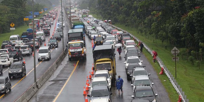 117 Ribu Kendaraan Kembali ke Jabotabek Usai Libur Hari Nyepi
