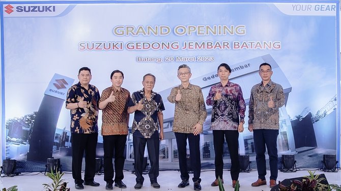 suzuki indonesia resmikan diler 3s baru di batang jawa tengah