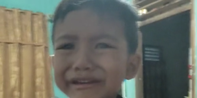 Geram Anaknya Nangis Sering Diledek Teman, Reaksi Sang Ibu jadi Sorotan