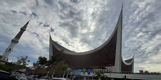 Lima Rekomendasi Masjid untuk Ibadah Salat Tarawih di Kota Padang