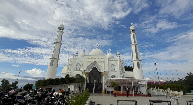 lima rekomendasi masjid untuk ibadah salat tarawih di kota padang