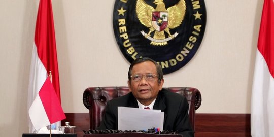 Jokowi Perintahkan Mahfud MD Jelaskan ke DPR Soal Transaksi Rp349 T di Kemenkeu