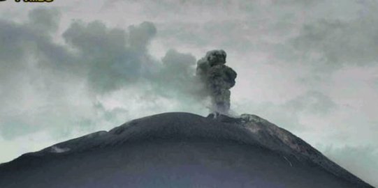 Gunung Api Ile Lewotolok Kembali Erupsi, Warga Tiga Desa Memilih Tak Mengungsi