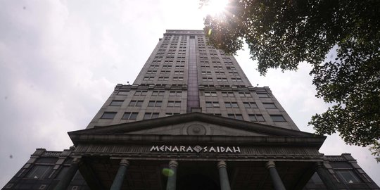 Viral Menyala Merah, Ini Sejarah Menara Saidah yang Telan Biaya Hingga Rp100 M