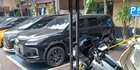 Satu Lagi, Mobil Mewah Milik Wahyu Kenzo Penuhi Parkiran Polresta Malang Kota